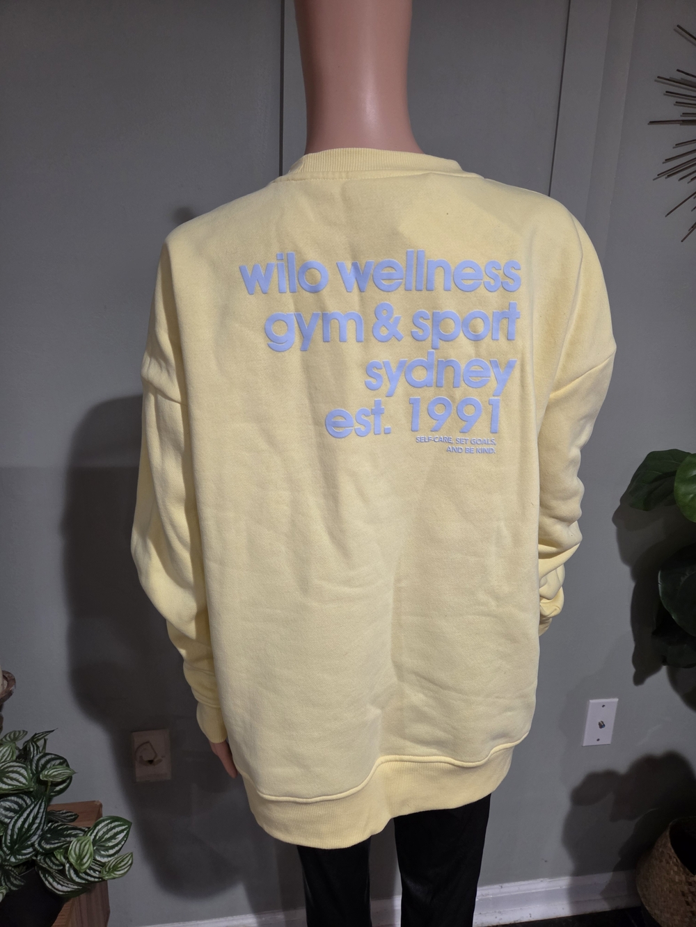 Wilo The Label Wellness Oversized Crewneck Sweatshirt Yellow Blue L - Picture 10 of 16